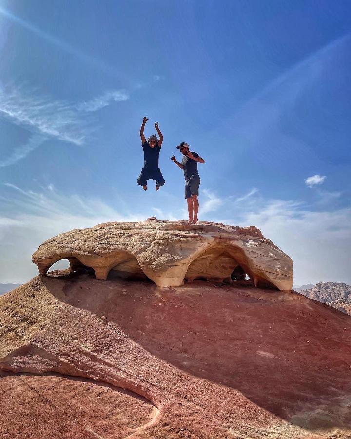 Friend Wadi Rum Ngoại thất bức ảnh