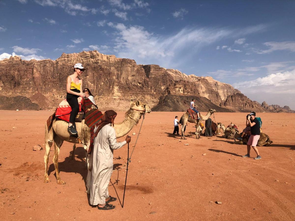 Friend Wadi Rum Ngoại thất bức ảnh